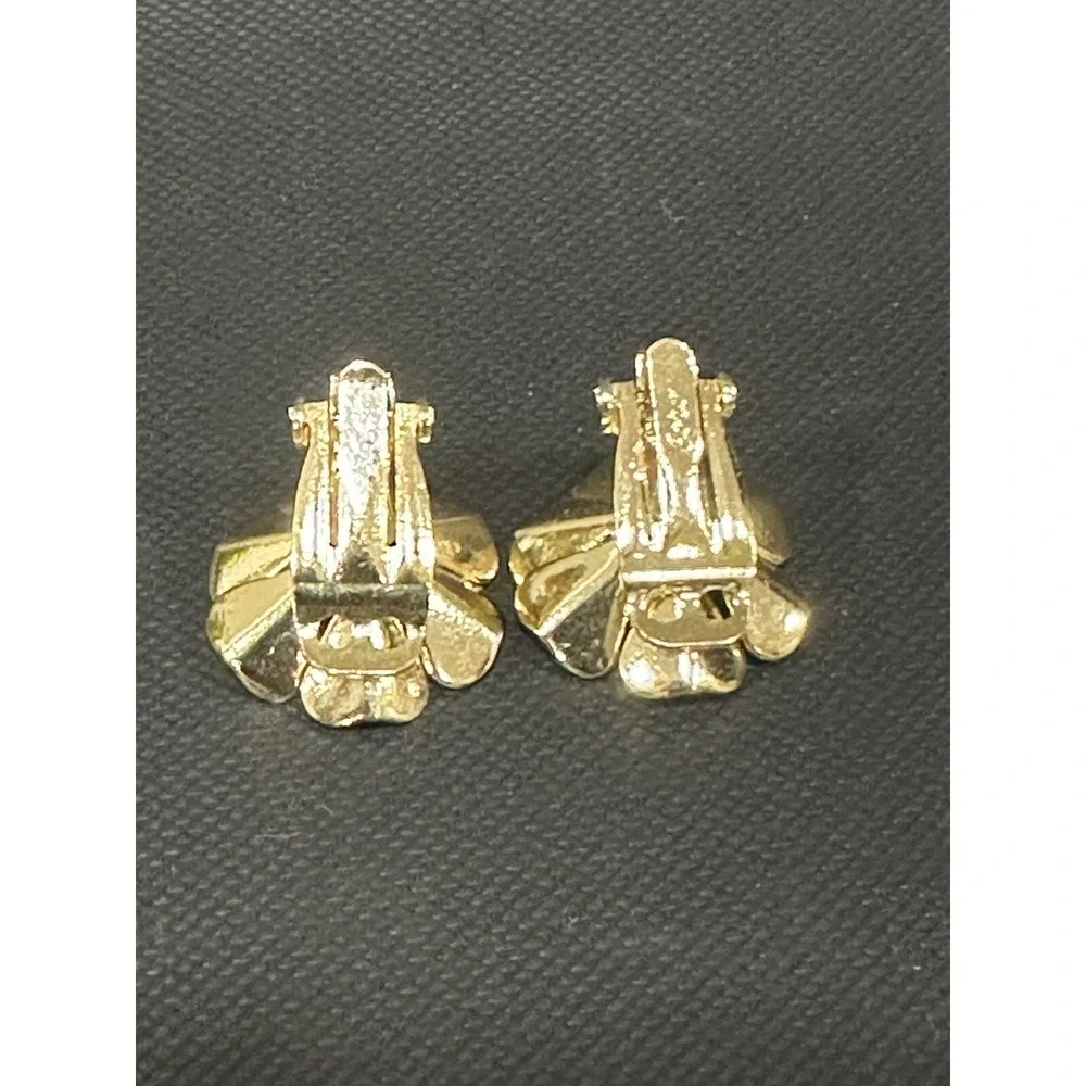 Vintage Coro Brooch Earring Clip On Set Gold Tone Flowers Leaf
